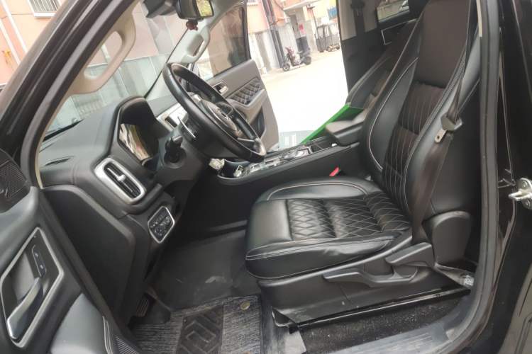 Used Great Wall Poer 2021 2.0T Global Version Passenger Automatic Diesel Two-Wheel Drive Comfort Trim Standard Cab GW4D20M Left Front Seat