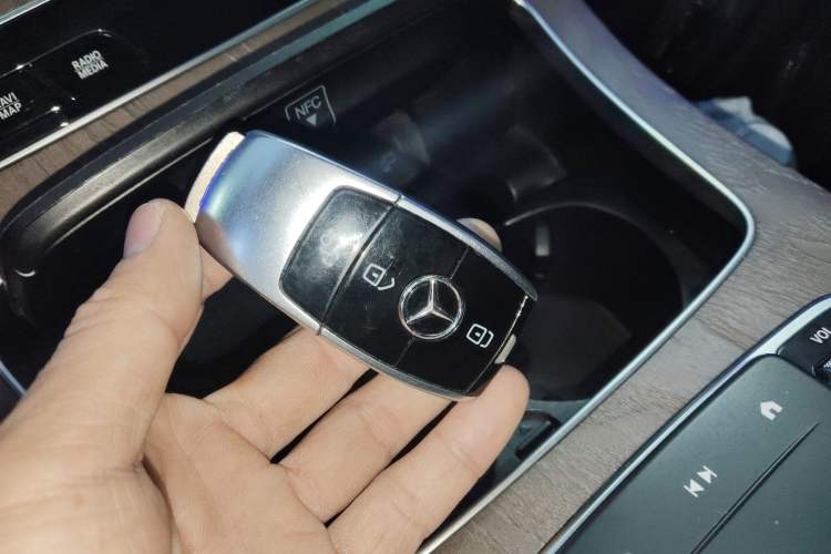 Used Mercedes-Benz E-Class 2021 E 300 L Stylish Model