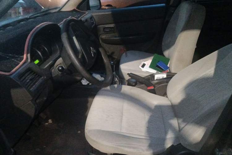 Used Wuling Hongguang 2015 1.5L S Basic Version China V Standard
