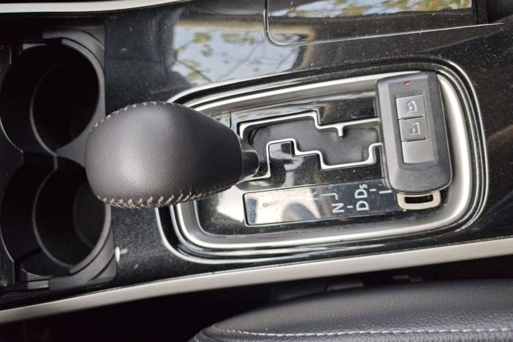 Used Mitsubishi Outlander 2018 2.0L Two-Wheel Drive Glory Edition 5 Seats
