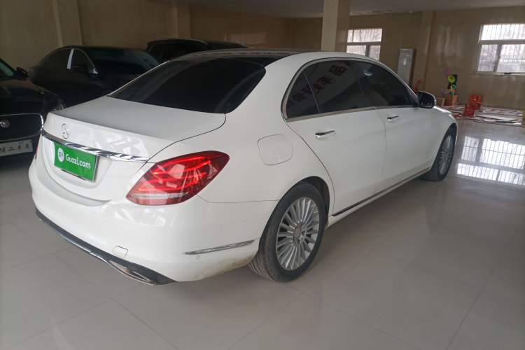 Used Mercedes-Benz C-Class 2015 C 200 L