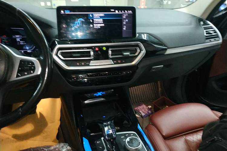 Used BMW iX3 2022 Leading Model Audio And AC Panel