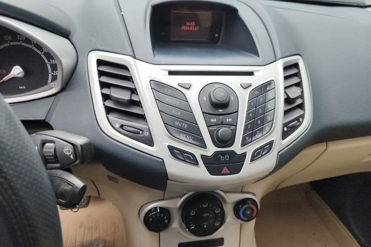 Used Ford Fiesta 2011 Sedan 1.5L Automatic Fashion Edition
