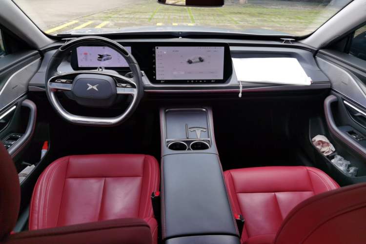 Used XPeng P7 2023 P7i 610 Max Performance Edition Center Console