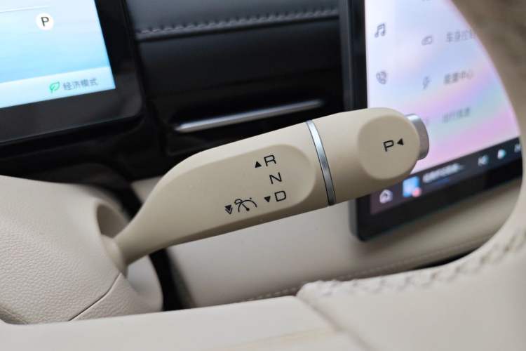 Used Baojun Yunhai 2026 Model 500km Pure Electric Standard Edition