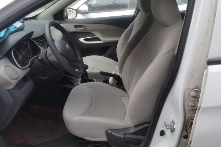 Used Chevrolet Sail 2015 Sail 3 1.5L Manual with Ideal Sunroof Edition