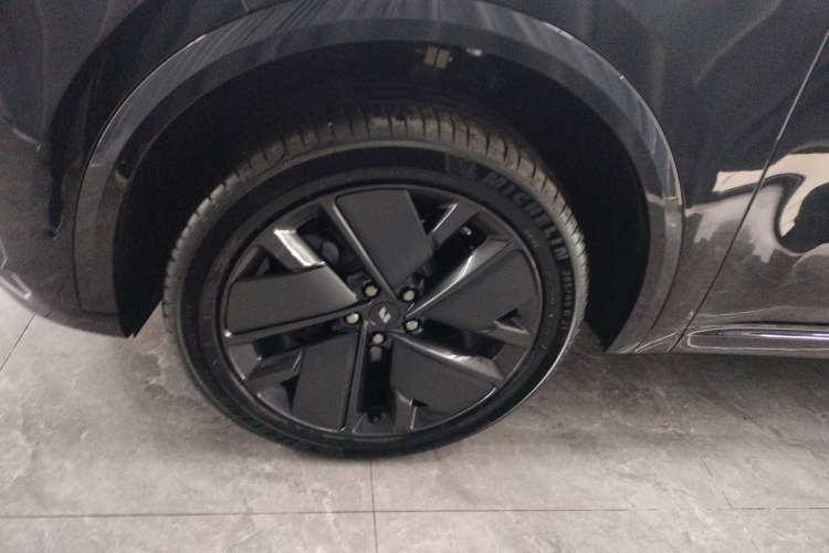 Used Li Auto L8 2025 Max Smart Refresh Edition Exterior 7