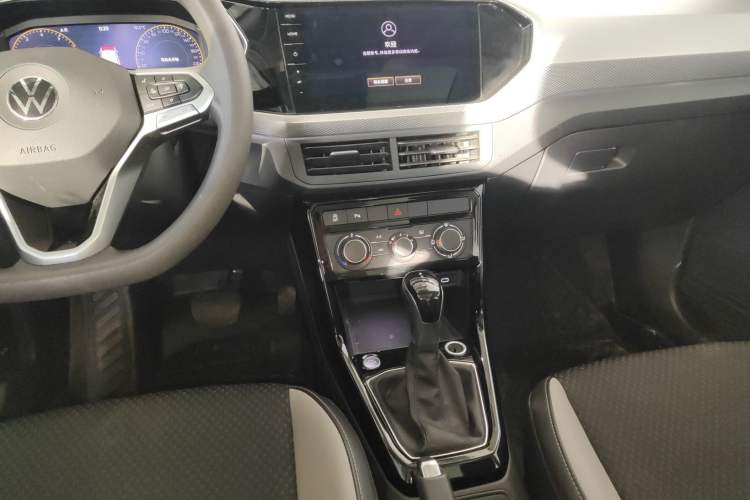 Used Volkswagen Tacqua 2023 200TSI DSG Joy-Connect Edition