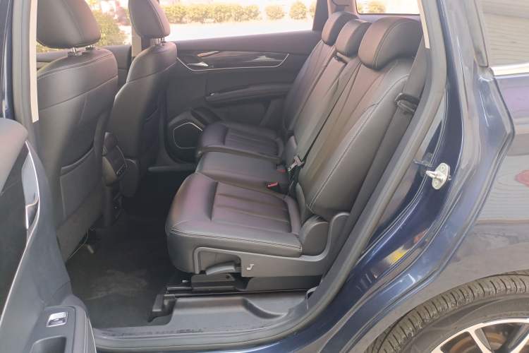 Used BYD Song MAX 2017 1.5T Automatic Smart Connect Elite 7-Seater