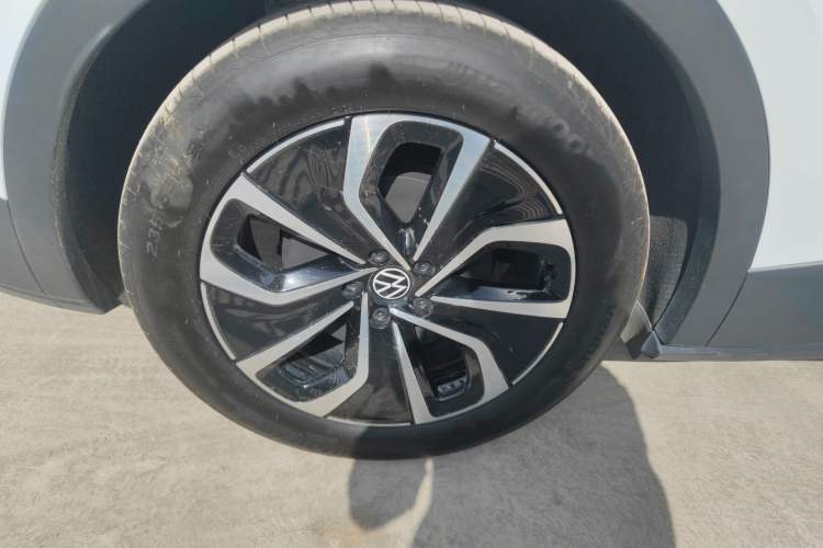 Used Volkswagen ID.4 X 2024 Pure & Smart Edition Right Rear Wheel Hub