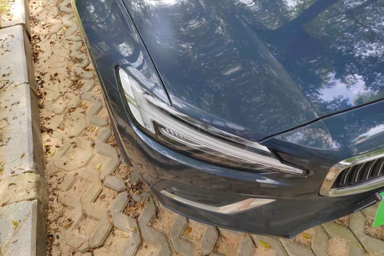 Used Volvo S60 2024 B4 Zhiyi Luxury Edition