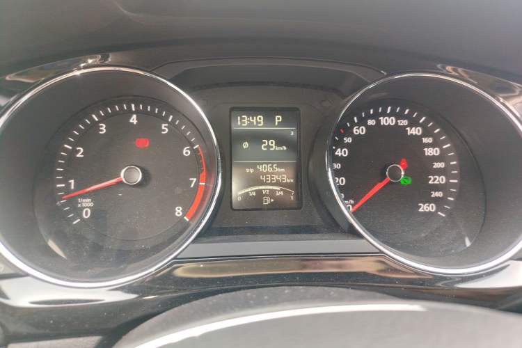 Used Volkswagen Sagitar 2018 1.6L Automatic Comfort Model Instrument Cluster