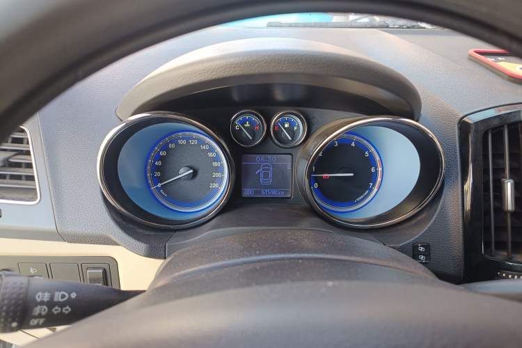 Used Chery E3 2013 1.5L Manual Fashion Model
