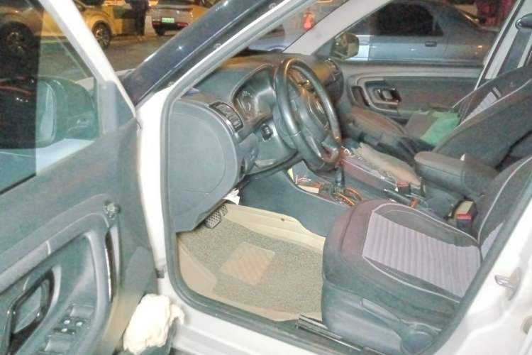 Used Skoda Fabia 2011 1.6L Automatic Cool Black Edition