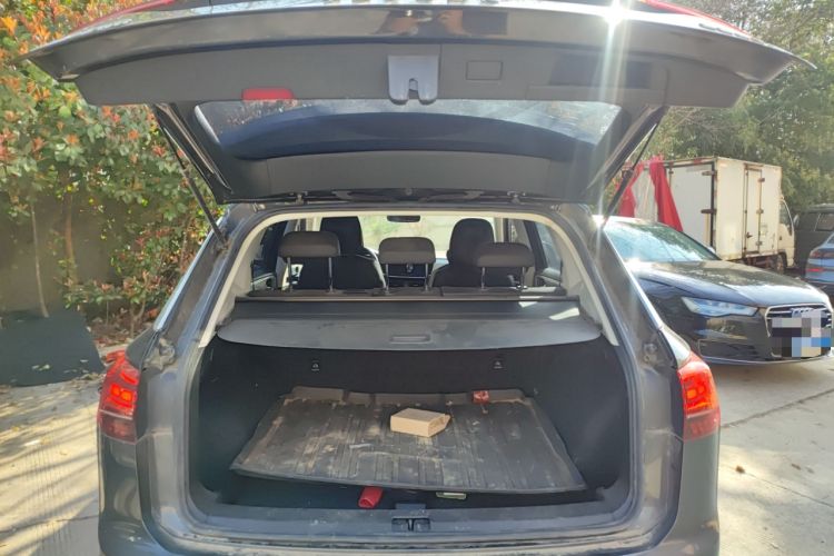 Used Volkswagen Tayron 2020 330TSI Two-Wheel Drive Luxury Smart Connectivity Version Trunk