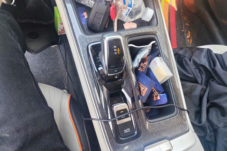 Used Dongfeng Aeolus Yixuan MAX 2023 1.5T Super Cool Trendy Dad Edition
