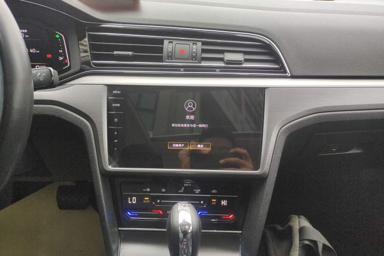 Used Volkswagen Lamando 2021 Revised Version 280TSI DSG Comfort Edition Audio And AC Panel