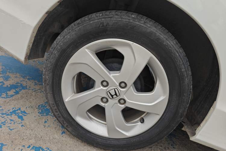 Used Honda City 2015 1.5L CVT Luxury Edition Right Rear Wheel Hub
