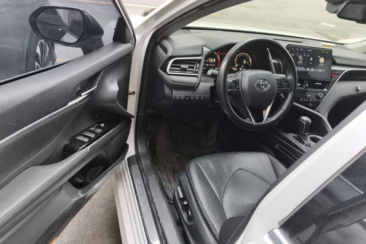 Used Toyota Camry 2021 2.5G Luxury Edition