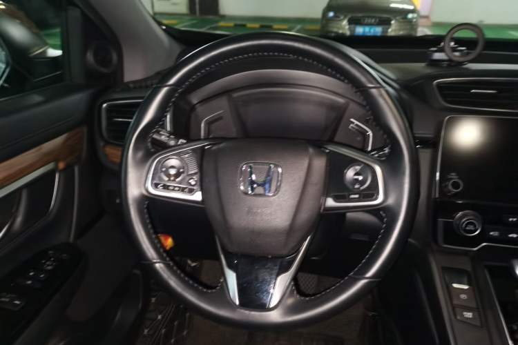 Used Honda CR-V 2017 240TURBO CVT Front-Wheel Drive Fashion Edition
