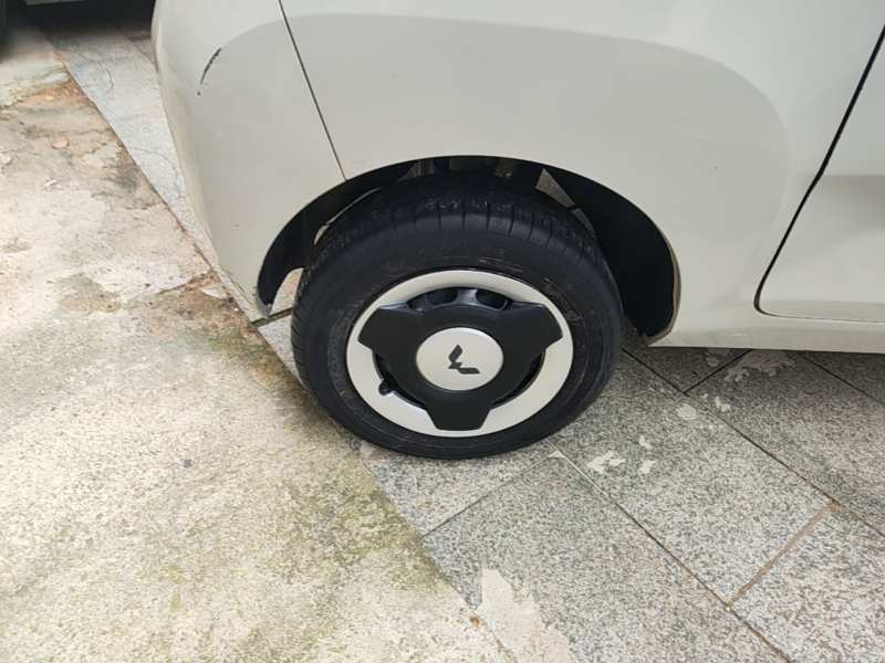 Used Wuling Hongguang MINIEV 2021 Macaron Sandwich Model 120 km Lithium Iron Phosphate — 25