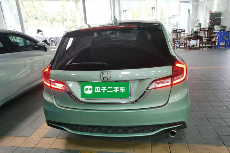 Used Honda Jade 2017 1.8L automatic Comfort version 5 seats