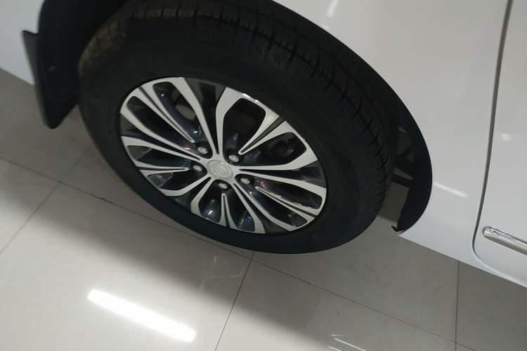 Used Buick GL8 2022 Land Business Class 652T Luxury Model
