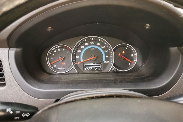Used Wuling Rongguang V 2019 1.5L Standard Version China VI LAR Odometer Close Up