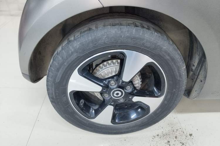 Used smart fortwo 2018 1.0L 52kW Hardtop Passion Edition China V Standard
