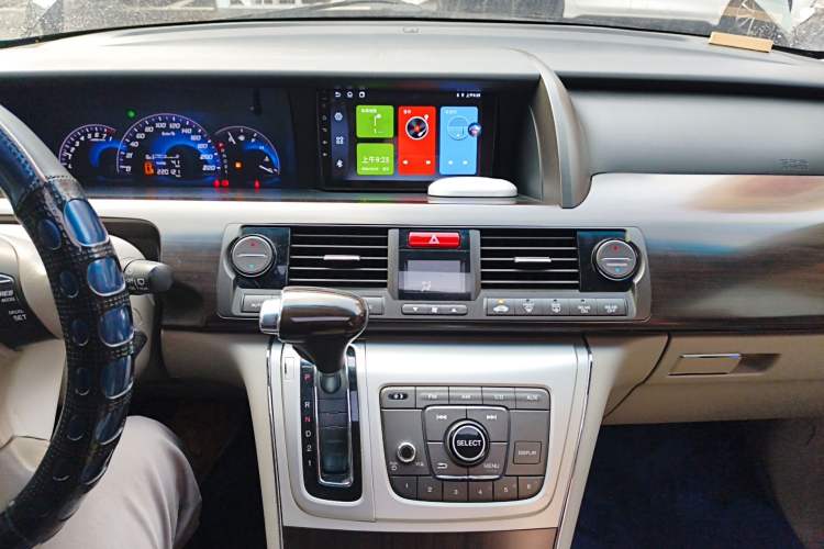 Used Honda Elysion 2012 2.4L VTi Luxury Edition
