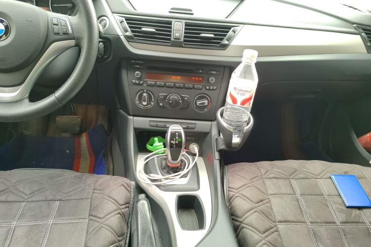 Used BMW X1 2014 sDrive18i Fashion Model Audio And AC Panel