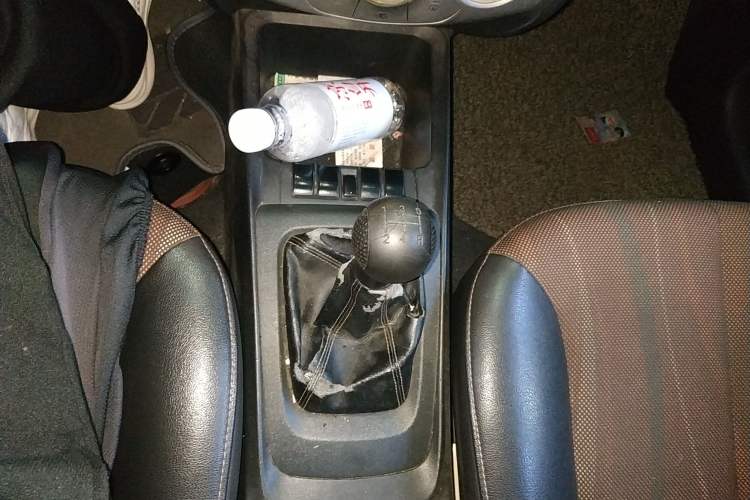 Used Chevrolet Sail 2013 Sedan 1.4L Manual - Youyi Happiness Edition