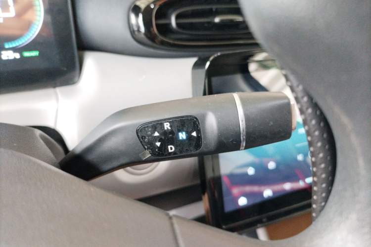 Used Leapmotor T03 2023 310 Lite Edition Gear Lever