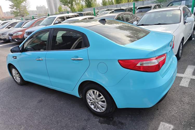 Used Kia K2 2012 Sedan 1.4L MT GLS Commemorative Edition
