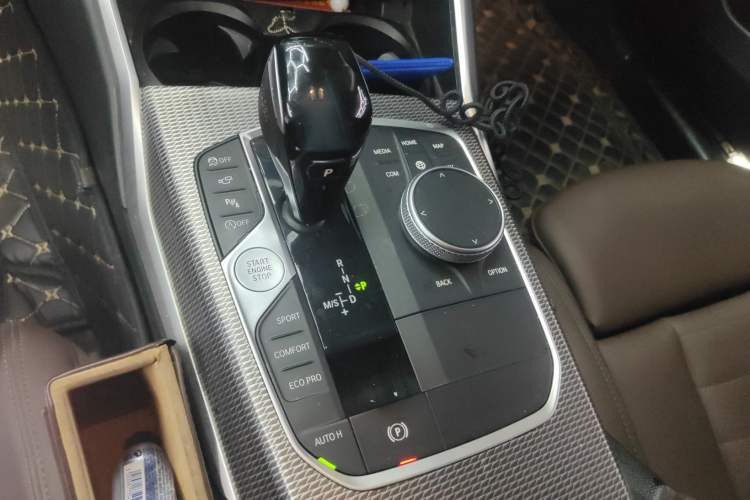 Used BMW 3 Series 2020 Facelifted 325Li M Sport Night Edition Package Gear Lever