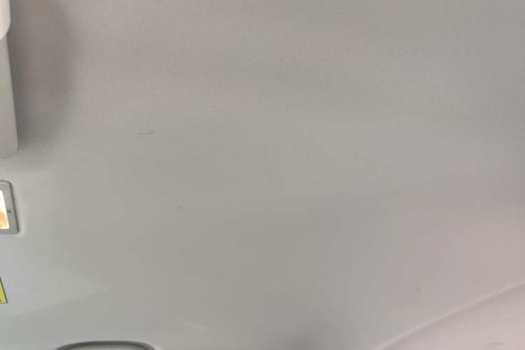 Used Roewe Clever 2021 302 km New Four-Seater Super-Efficient Version