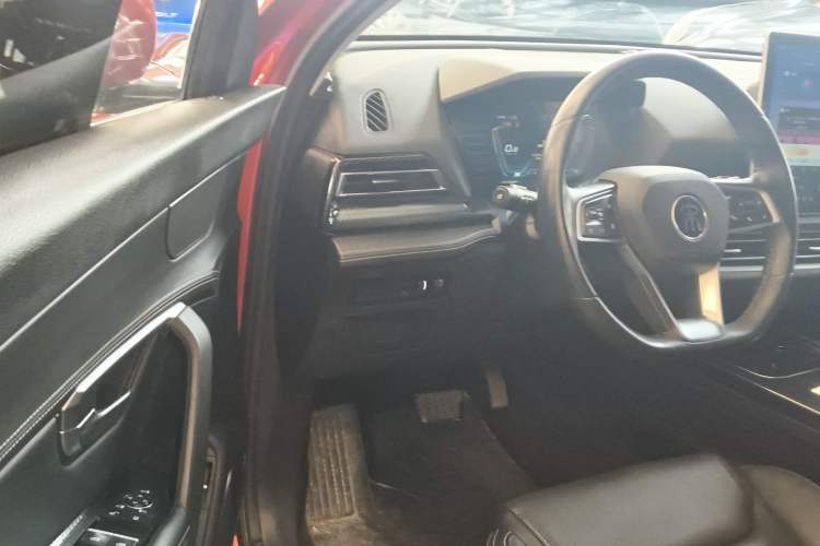 Used BYD Song Pro 2019 1.5T Automatic Prestige Model
