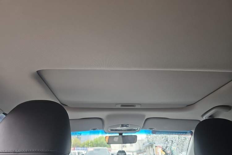 Used Geely Auto Emgrand L 2022 1.4T CVT Flagship Edition Headliner