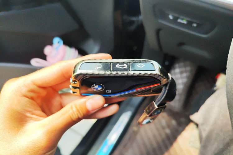 Used BMW X6 2023 xDrive30i M Sport Package Vehicle Key