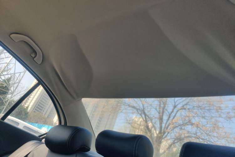 Used Volkswagen Lavida 2013 Revised Classic 1.6L Automatic Fashion Edition