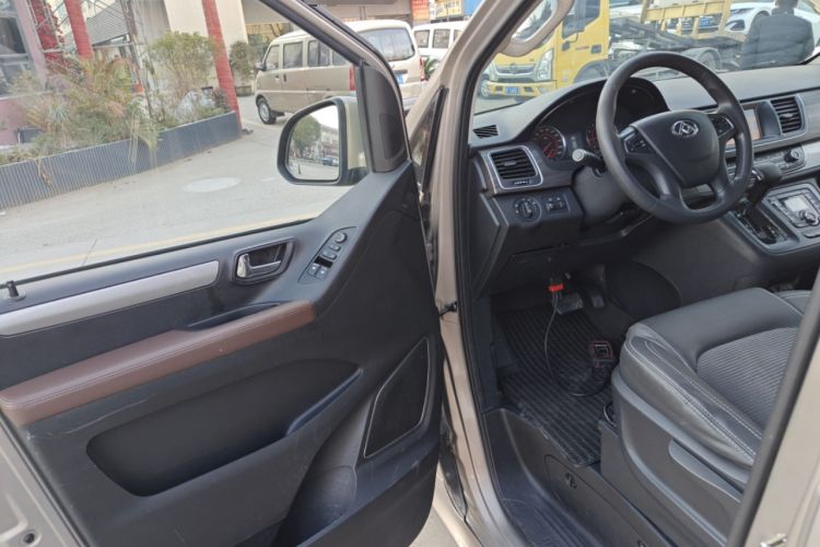 Used SAIC MAXUS G10 2018 PLUS 2.0T Automatic Smart Edition
