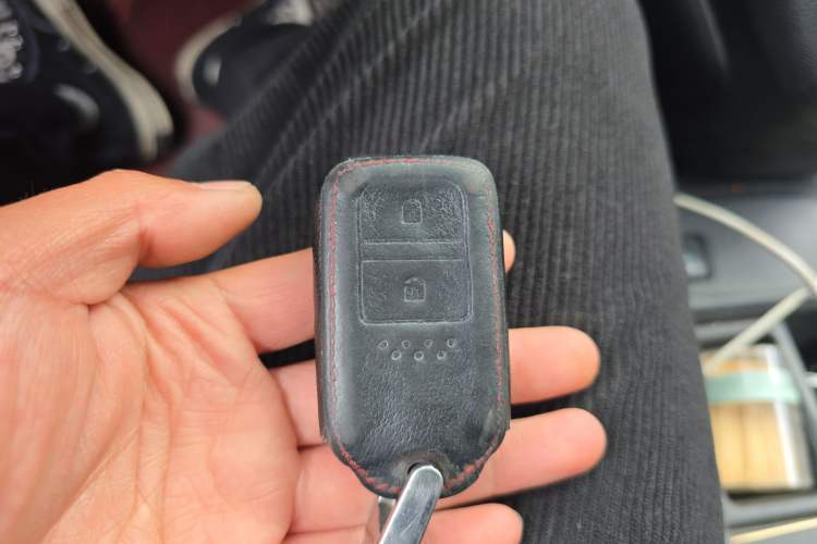 Used Honda CR-V 2015 2.0L two-wheel drive Fashion Edition