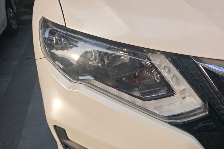 Used Nissan X-Trail 2019 2.0L CVT Smart Connect Comfort Edition 2WD