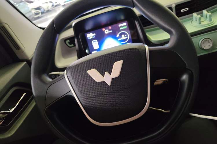 Used Wuling Hongguang MINIEV 2022 Macaron Premium Model – Lithium Ternary Battery