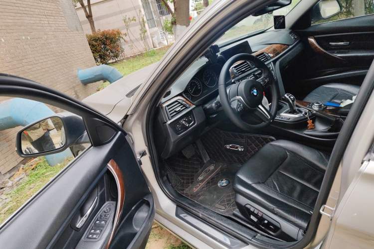 Used BMW 3 Series 2013 328Li Luxury Design Package Driver Seat