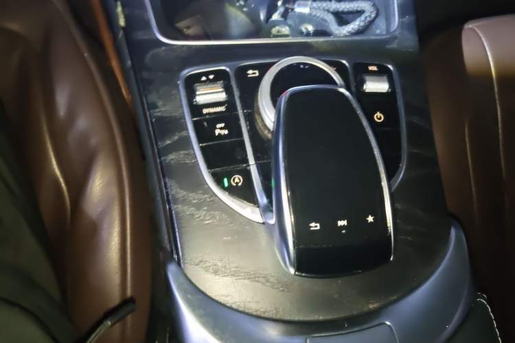 Used Mercedes-Benz C-Class 2017 Restyled C 180 L Fashion Edition Sport Version
