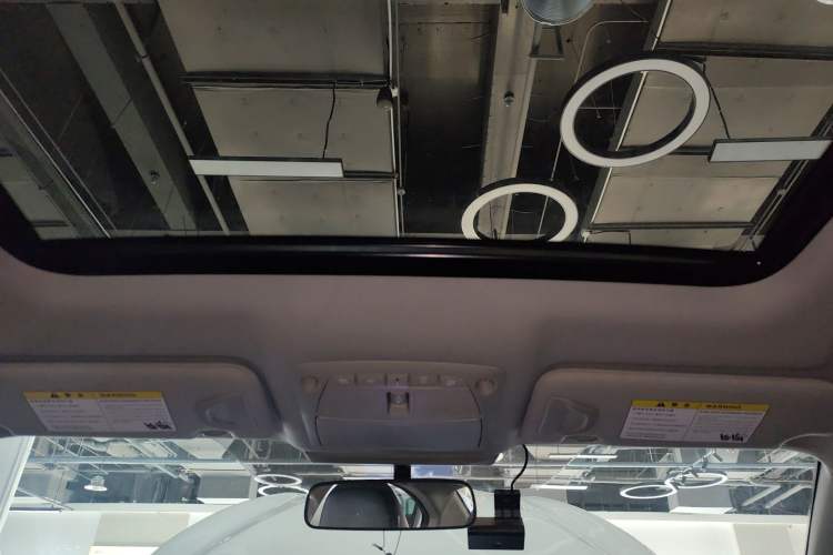 Used Infiniti Q50L 2018 2.0T Comfort Edition China VI Standard
