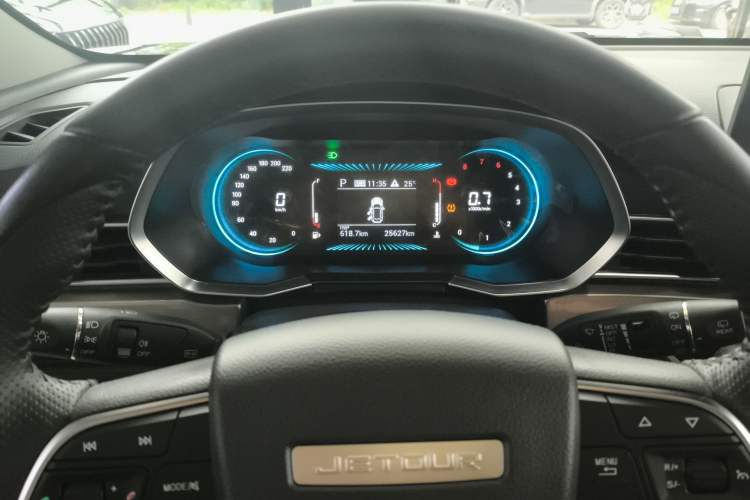 Used JETOUR X70 2024 1.5T DCT Glory PRO 5-Seater
