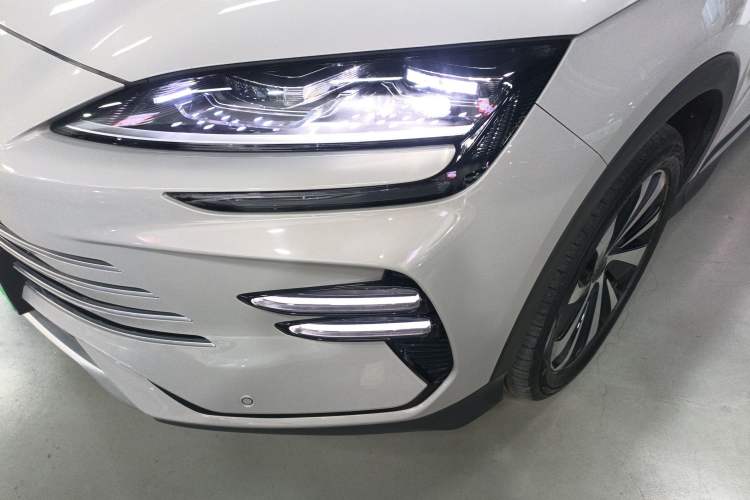 Used BYD Song PLUS New Energy 2024 HONOR Edition DM-i 150km Flagship PLUS
