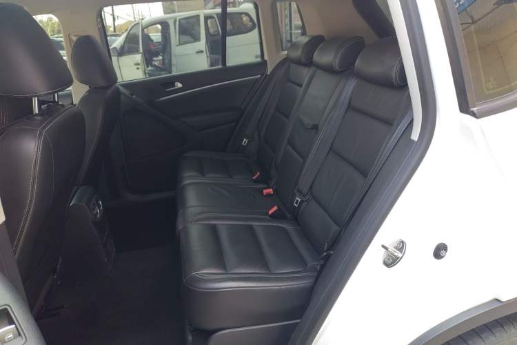 Used Volkswagen Tiguan L 2016 300TSI Automatic Two-Wheel Drive Comfort Edition